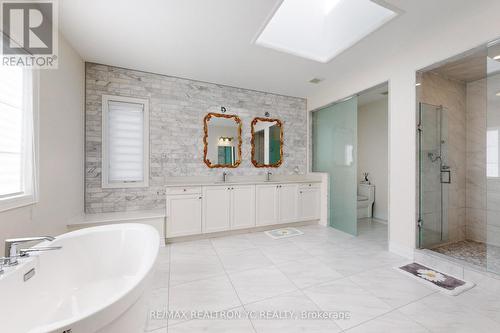 116 Lady Jessica Dr, Vaughan, ON - Indoor Photo Showing Bathroom