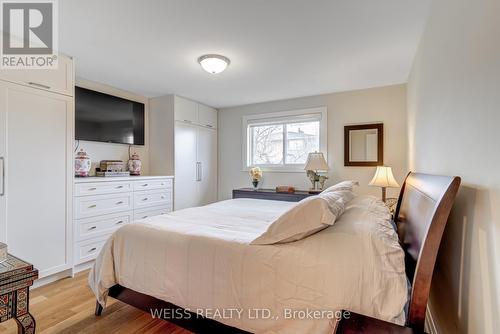 82 Harris Cres, Vaughan, ON - Indoor Photo Showing Bedroom