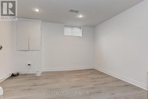 295 Elgin Mills Rd W, Richmond Hill, ON - Indoor Photo Showing Other Room