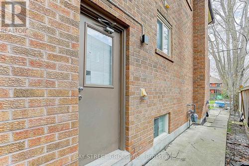 295 Elgin Mills Rd W, Richmond Hill, ON - Outdoor With Exterior