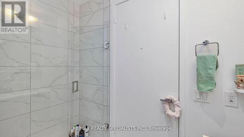 #3708 -5 Buttermill Ave, Vaughan, ON - Indoor Photo Showing Bathroom