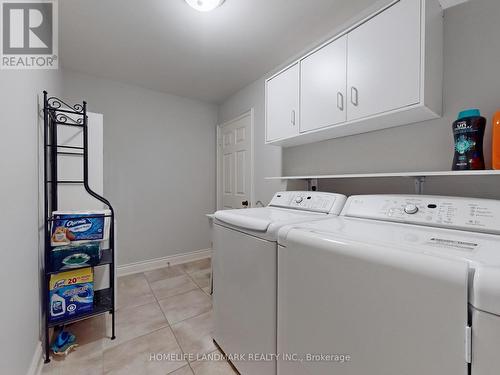 41 Beasley Dr, Richmond Hill, ON - Indoor Photo Showing Laundry Room