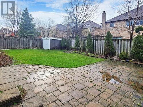 41 Beasley Dr, Richmond Hill, ON - Outdoor With Backyard