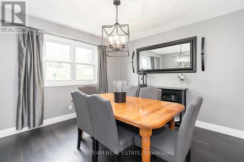 562 Simcoe Street, Collingwood, ON - Indoor Photo Showing Dining Room