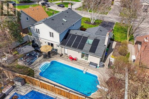 2072 Chippewa Trail, Mississauga, ON - Outdoor With In Ground Pool With Deck Patio Veranda