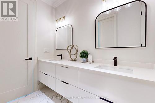 168 Glenvale Boulevard, Toronto, ON - Indoor Photo Showing Bathroom