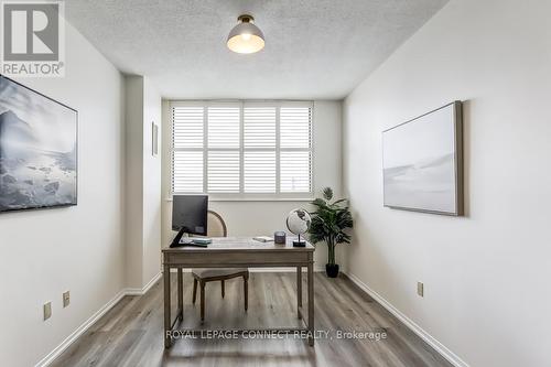 #1908 -75 Wynford Heights Cres, Toronto, ON - Indoor Photo Showing Office