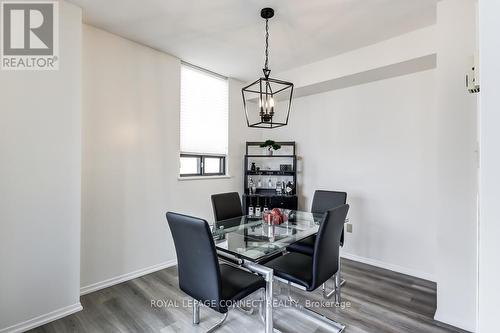 #1908 -75 Wynford Heights Cres, Toronto, ON - Indoor Photo Showing Dining Room