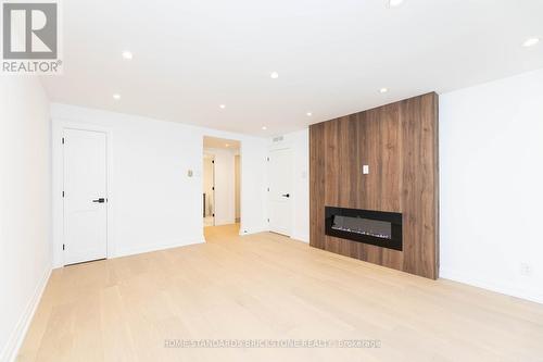 #805 -61 St Clair Ave W, Toronto, ON - Indoor With Fireplace