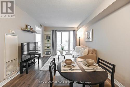 518 - 27 Rean Drive, Toronto, ON - Indoor Photo Showing Dining Room