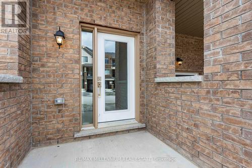 1127 Lockie Dr, Oshawa, ON - Outdoor With Exterior