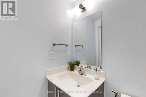 369 - 515 Kingbird Grove, Toronto, ON - Indoor Photo Showing Bathroom