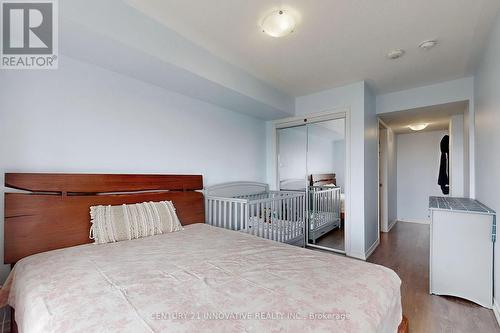 369 - 515 Kingbird Grove, Toronto, ON - Indoor Photo Showing Bedroom