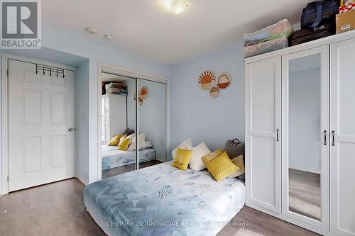369 - 515 Kingbird Grove, Toronto, ON - Indoor Photo Showing Bedroom