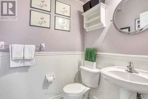 1199 Meath Dr, Oshawa, ON - Indoor Photo Showing Bathroom