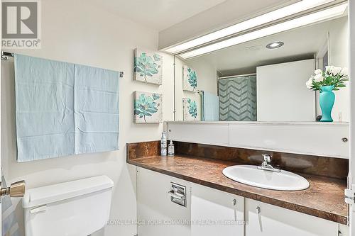 #812 -2365 Kennedy Rd, Toronto, ON - Indoor Photo Showing Bathroom