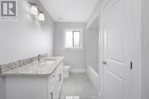 101 Kingsbridge Unit# Lot 44, Amherstburg, ON - Indoor Photo Showing Bathroom