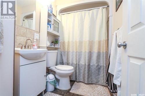 38 Redwood Drive, Yorkton, SK - Indoor Photo Showing Bathroom