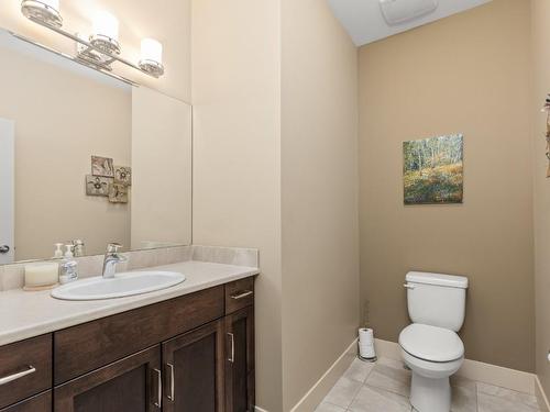 753 Kuipers Crescent, Kelowna, BC - Indoor Photo Showing Bathroom