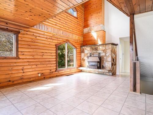 199 Scenic Drive, Coldstream, BC - Indoor With Fireplace