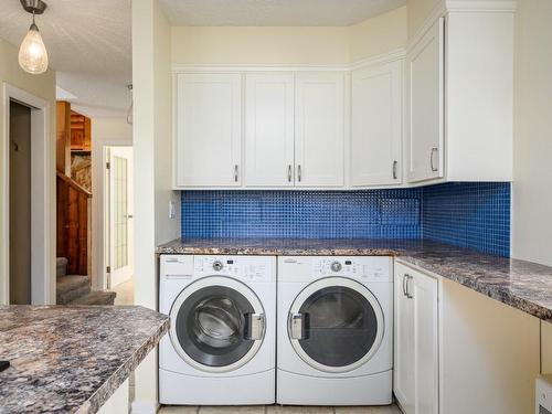 199 Scenic Drive, Coldstream, BC - Indoor Photo Showing Laundry Room