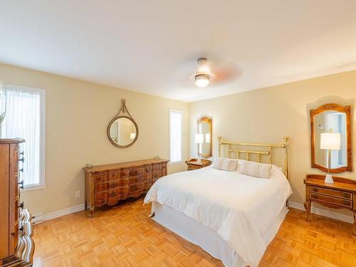 Master bedroom - 5853  - 5847 Rue Anthony, Brossard, QC - Indoor Photo Showing Bedroom