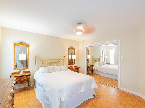 Master bedroom - 5853  - 5847 Rue Anthony, Brossard, QC - Indoor Photo Showing Bedroom