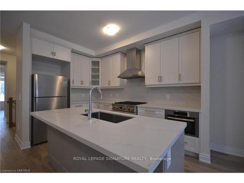 1275 Merton Rd, Oakville, ON - Indoor Photo Showing Kitchen With Upgraded Kitchen