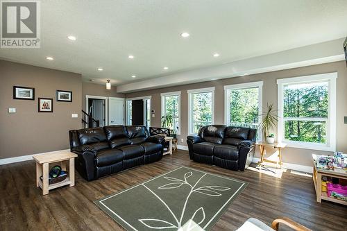 14115 Homestead Road, Prince George, BC - Indoor Photo Showing Living Room
