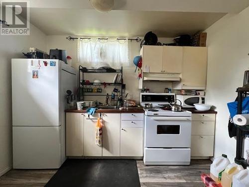 1537-1539 Pigott Avenue, Prince Rupert, BC - Indoor Photo Showing Kitchen