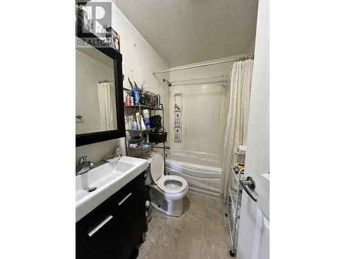 1537-1539 Pigott Avenue, Prince Rupert, BC - Indoor Photo Showing Bathroom