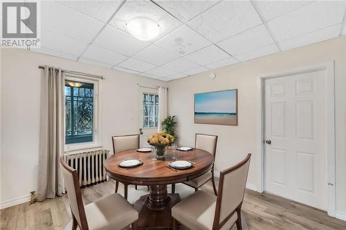 377 Donovan Street, Sudbury, ON - Indoor Photo Showing Dining Room