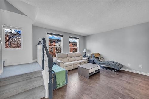 1255 Upper Gage Avenue|Unit #20, Hamilton, ON - Indoor Photo Showing Living Room