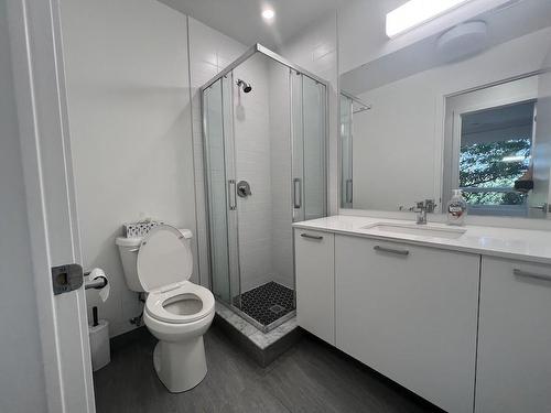 455 Charlton Avenue E|Unit #107, Hamilton, ON - Indoor Photo Showing Bathroom