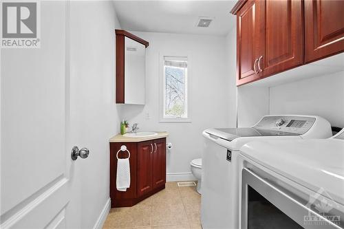 5 Lachaine Street, Embrun, ON - Indoor Photo Showing Laundry Room