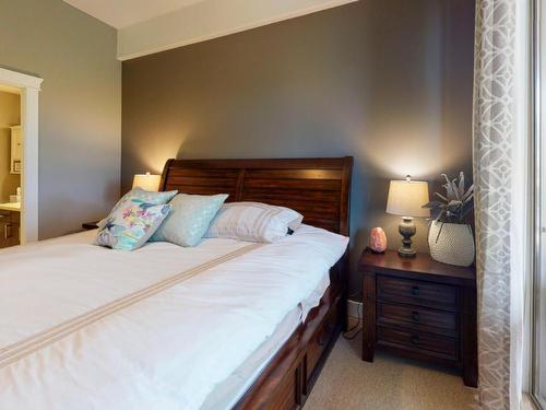 406-5003 Oleander Drive, Osoyoos, BC - Indoor Photo Showing Bedroom