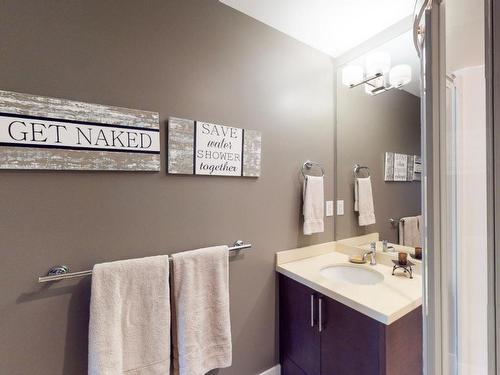 406-5003 Oleander Drive, Osoyoos, BC - Indoor Photo Showing Bathroom
