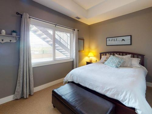 406-5003 Oleander Drive, Osoyoos, BC - Indoor Photo Showing Bedroom