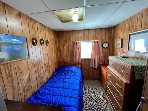390 Bill Miner Way, Princeton, BC - Indoor Photo Showing Bedroom