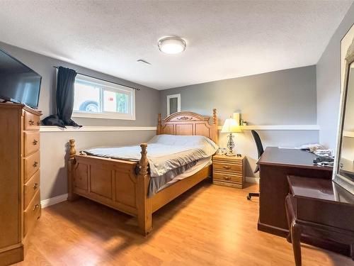 265 Gemini Road, Kelowna, BC - Indoor Photo Showing Bedroom