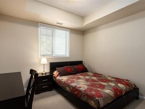 1105-3168 Via Centrale Road, Kelowna, BC - Indoor Photo Showing Bedroom