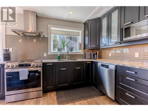 2617 Mountview Drive, Blind Bay, BC - Indoor Photo Showing Kitchen With Upgraded Kitchen