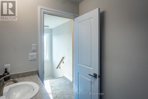 396 Mary Rose Avenue, Saugeen Shores, ON - Indoor Photo Showing Bathroom
