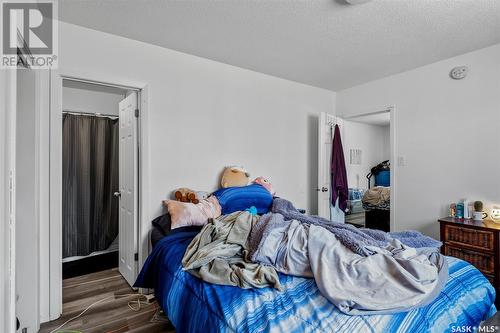419 9Th Street E, Prince Albert, SK - Indoor Photo Showing Bedroom