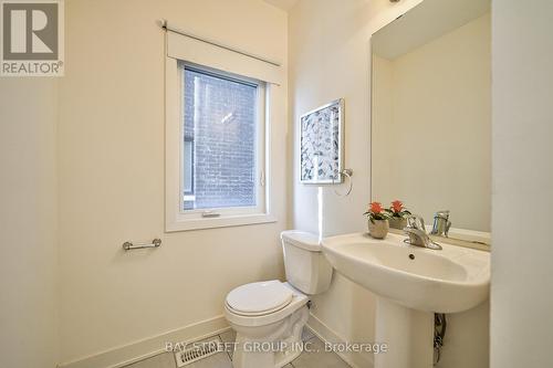 171 Carpaccio Ave, Vaughan, ON - Indoor Photo Showing Bathroom