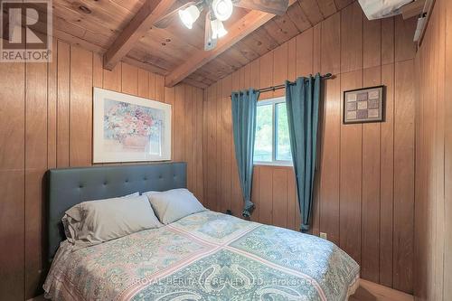 160 Charlie'S Island, Hamilton Township, ON - Indoor Photo Showing Bedroom