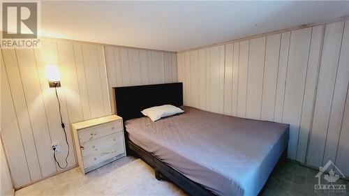 1394 Snye Road, White Lake, ON - Indoor Photo Showing Bedroom