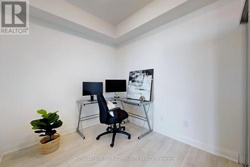 #1808 -1461 Lawrence Ave W, Toronto, ON - Indoor Photo Showing Office