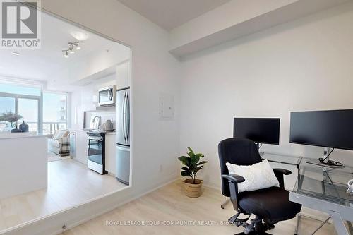 #1808 -1461 Lawrence Ave W, Toronto, ON - Indoor Photo Showing Office