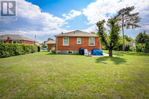 Bsmt - 2515 Donnavale Drive, Mississauga, ON - Outdoor
